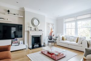 Canfield Gardens South Hampstead
